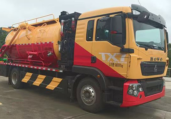 清洗吸污車